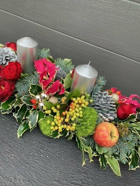Christmas Table Arrangement