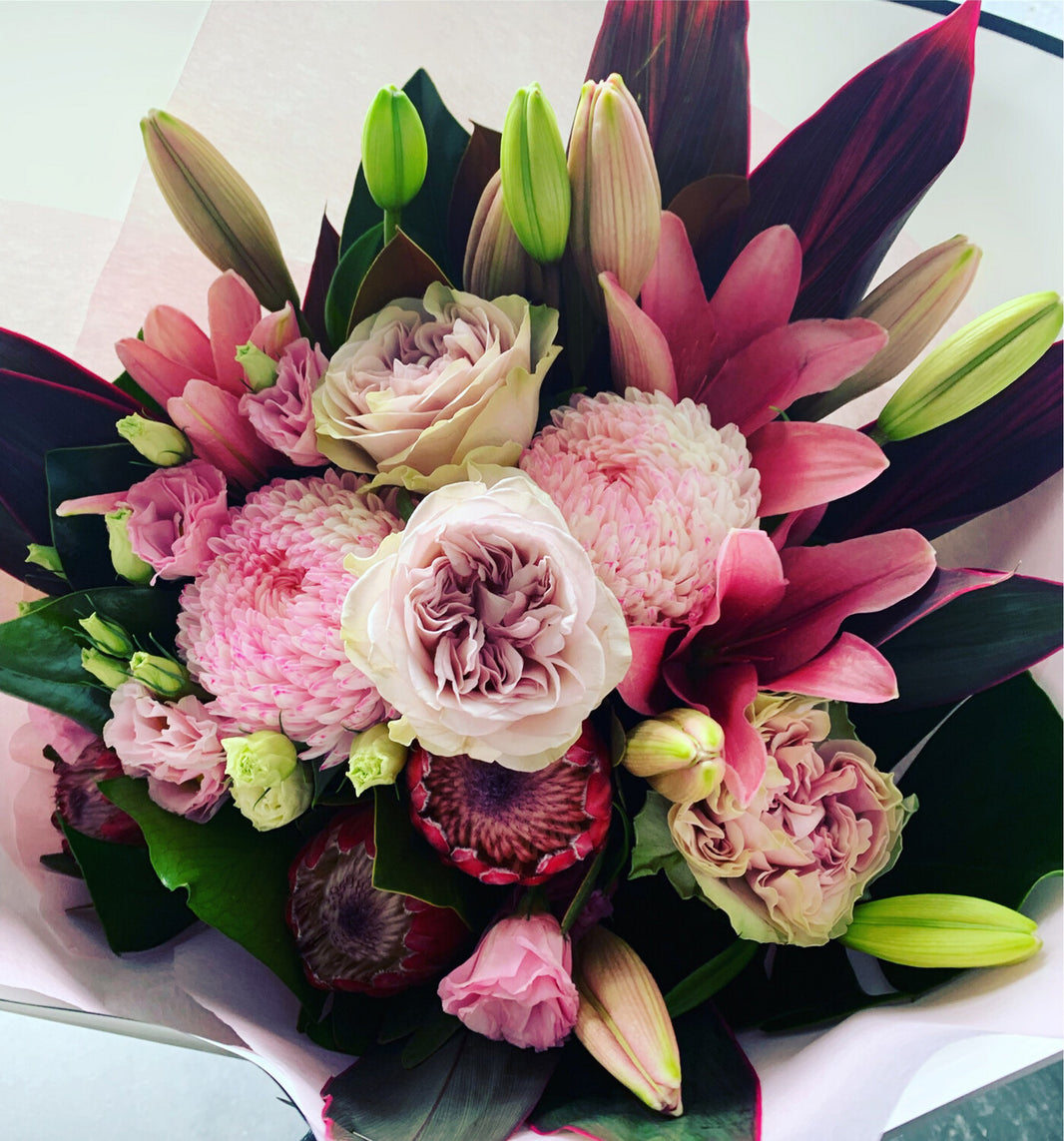 Florist Keysborough Flower Delivery by Blooming Events
